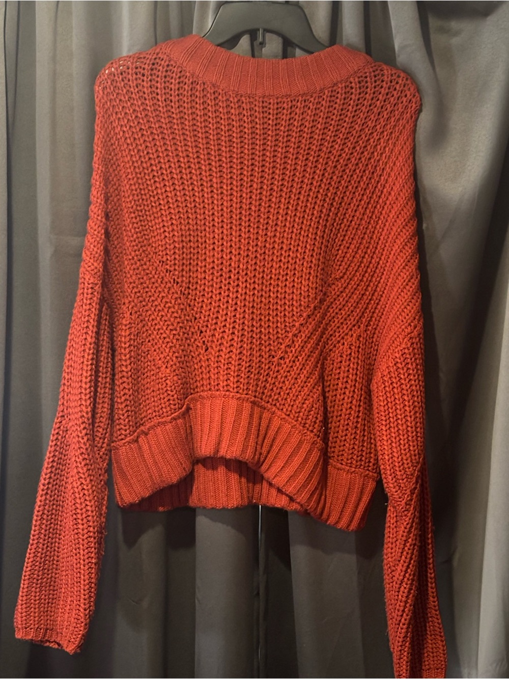 moon & madison Chunky Scoop Neck Sweater in Rust